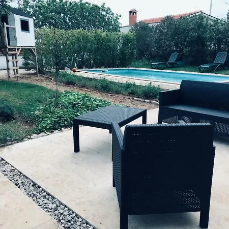 Hébergement de vacances Vila Sherpa Stranici kod Lovreca