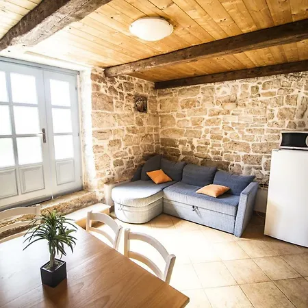 Vila Sherpa Stranici kod Lovreca